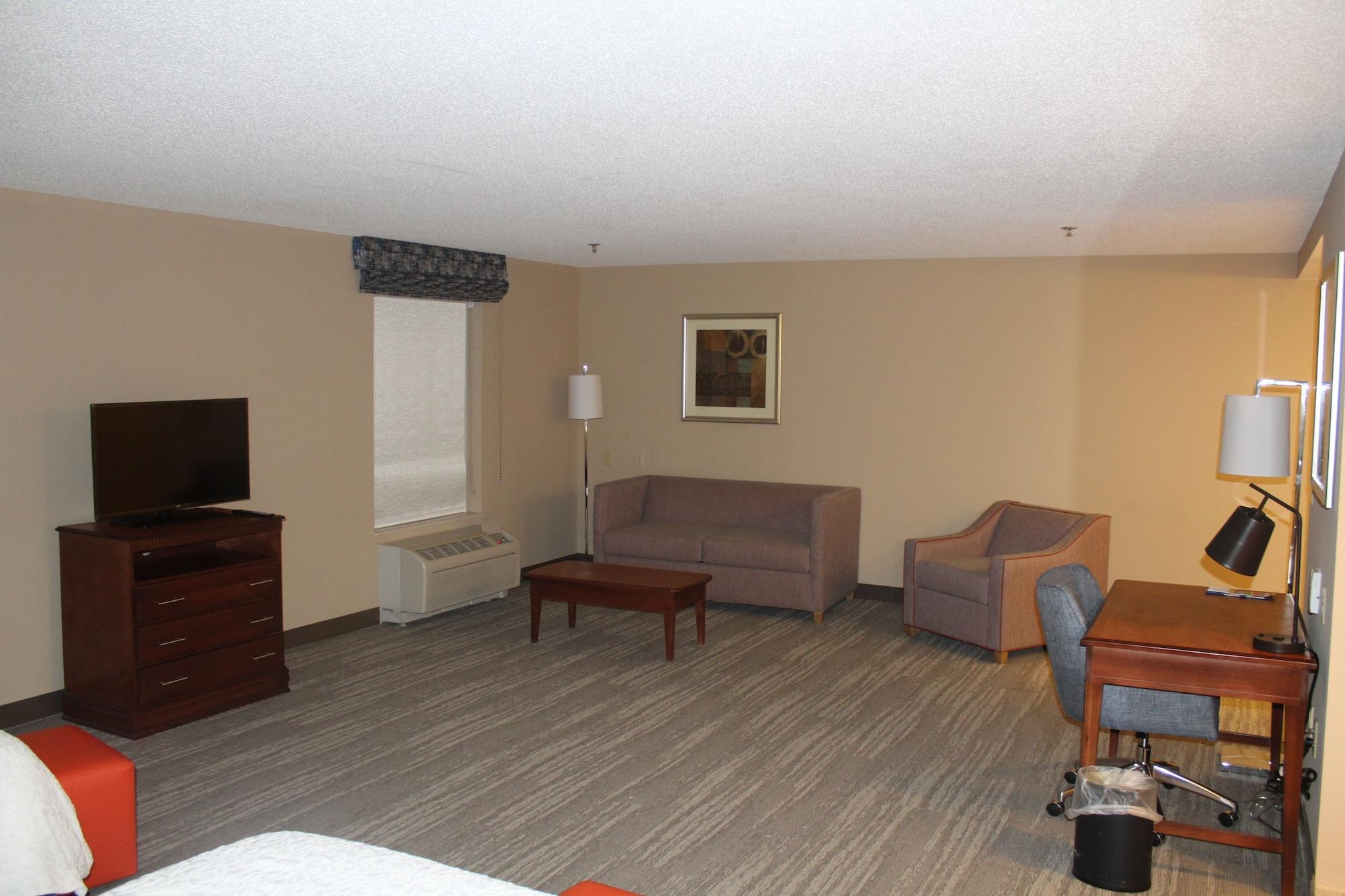 Hampton Inn Gloucester Exterior foto
