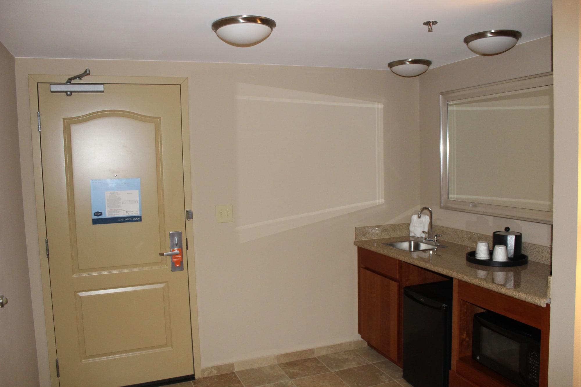 Hampton Inn Gloucester Exterior foto